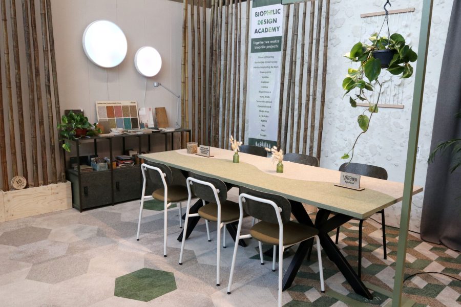 9. FytoPanel Vergadertafel_VanHier_Biophilic Design Academy